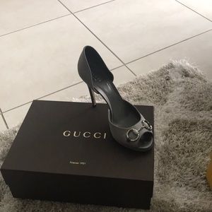 Gucci shoe